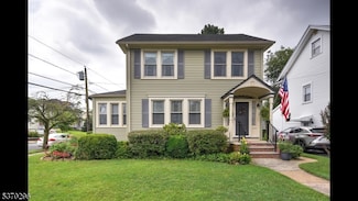 224 E Cliff St, Somerville, NJ 08876
