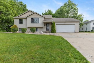1395 3 Mile Rd NW, Grand Rapids, MI 49544