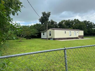 5634 NW 20th St, Okeechobee, FL 34972