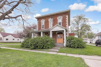 302 W Main St, Knoxville, IA 50138