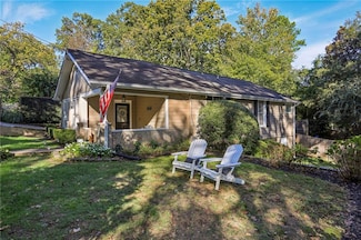 1111 Seaboard Ave NW, Atlanta, GA 30318
