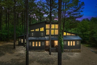 172 Triton Trail, Broken Bow, OK 74728