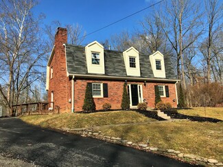 58 Forest Hill Ct, Carrollton, KY 41008