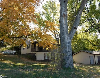 1300 E 7th St S, Newton, IA 50208