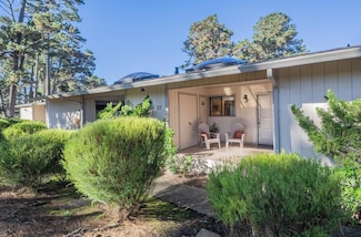 250 Forest Ridge Rd Unit 27, Monterey, CA 93940