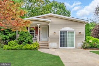 18 Swift Run Dr, Gloucester Township, NJ 08081