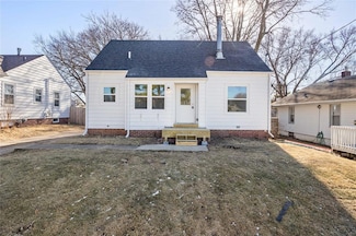 3912 Center St, Des Moines, IA 50312