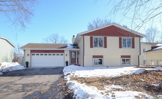 5675 W 137th St, Savage, MN 55378