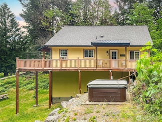191 Forest Ridge Dr, Packwood, WA 98361
