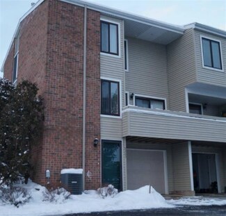 6263 Architrave St SE, Grand Rapids, MI 49546