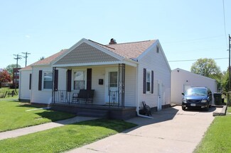 15 Storms Ct, Fort Madison, IA 52627