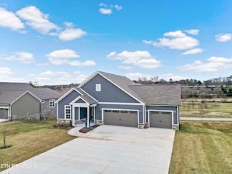128 Cherry Blossom Ct, Lenoir City, TN 37772