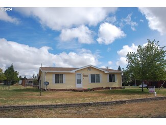 205 W Pennoyer, Condon, OR 97823