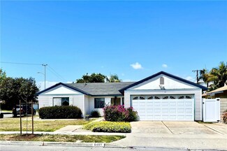 6401 Royal Oak Dr, Huntington Beach, CA 92647