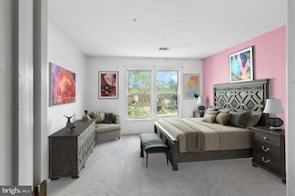 2033 S Anvil Ln, Temple Hills, MD 20748