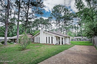105 Summit Dr, Madison, MS 39110