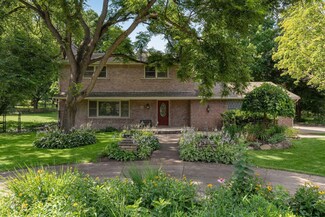 6811 Kingston Dr, Eden Prairie, MN 55346