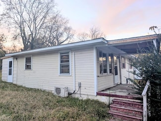 1023 Gathas Trail, Halifax, VA 24558