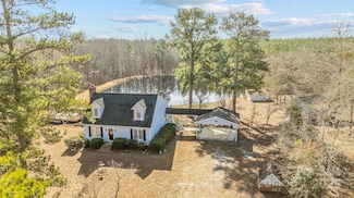 819 Triple Creek Rd, Mount Croghan, SC 29727