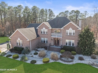 531 Cobain Rd, Jackson, NJ 08527