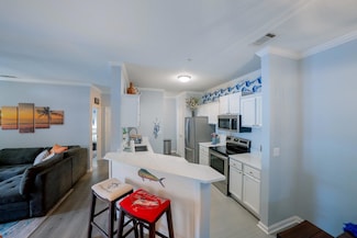 45 Sycamore Ave Unit 611, Charleston, SC 29407