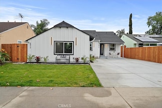 5815 Saloma Ave, Van Nuys, CA 91411