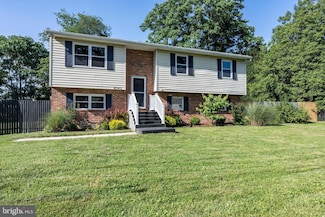 8545 Jenkins Rd, Pasadena, MD 21122