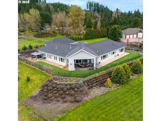 2567 Lewis River Rd, Woodland, WA 98674