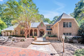 51 Araya Ln, Chapel Hill, NC 27516