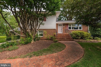 7107 Tyndale St, McLean, VA 22101