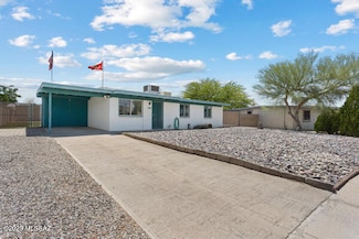 7634 E Apple Tree Dr, Tucson, AZ 85730