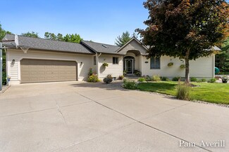 3144 Pine Creek Ct, Muskegon, MI 49442