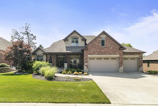 8986 Calumet Ave, Saint John, IN 46373