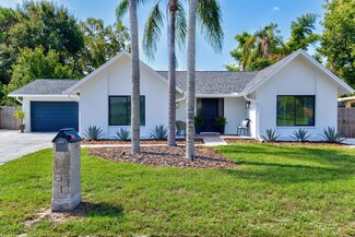 2650 Davis Blvd, Sarasota, FL 34237