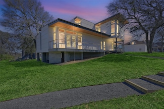 715 N Elm St, Sherman, TX 75090