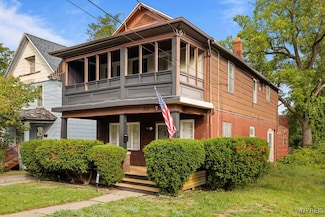 814 Willow Ave, Niagara Falls, NY 14305