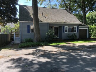 2 Stocker Ave, Lynn, MA 01904
