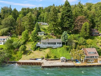 12921 SW Bachelor Rd, Vashon, WA 98070