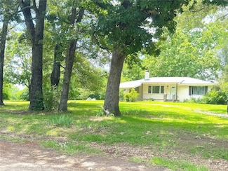 853 County Road 2730, Mount Pleasant, TX 75455