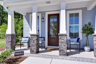 100 Blue Crab Dr, Poquoson, VA 23662