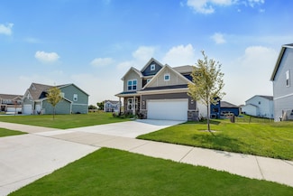 3858 Fender St, Valparaiso, IN 46385