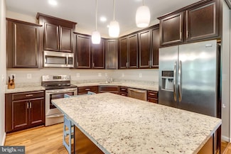14768 Malloy Ct, Woodbridge, VA 22191
