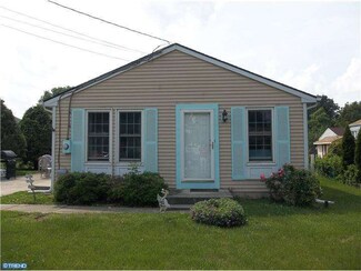 89 Queen St, West Deptford, NJ 08086