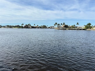 885 W Cape Estates Cir, Cape Coral, FL 33993