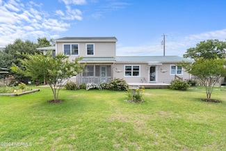 1359 Waterlily Rd, Coinjock, NC 27923