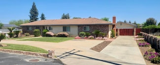 8799 14th Ave, Hanford, CA 93230