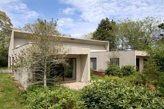 3604 Main Route 6a St, Barnstable, MA 02630