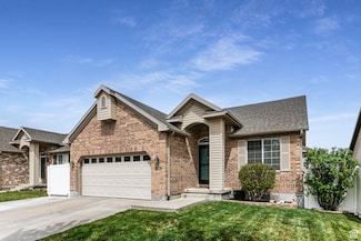 6576 Oak Bridge Dr, West Jordan, UT 84081