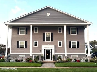 201 2nd Ave Unit 3C, Belmar, NJ 07719