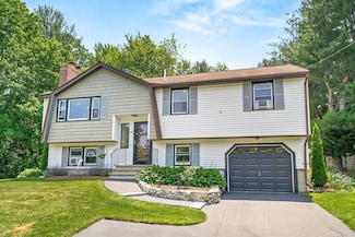 60 Oxford Rd, Dracut, MA 01826